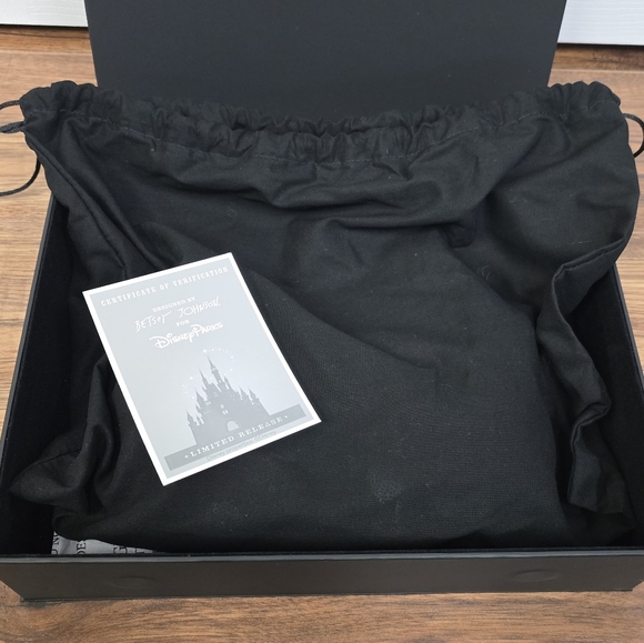 Disney Limited Release Betsey Johnson Mickey Ears - Picture 9 of 16